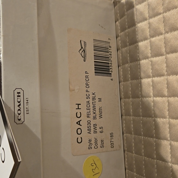 NWT Coach Sandals - Picture 5 of 6